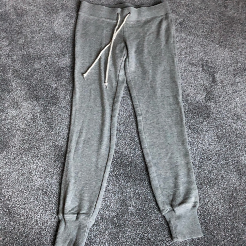 old navy grey sweatpants!